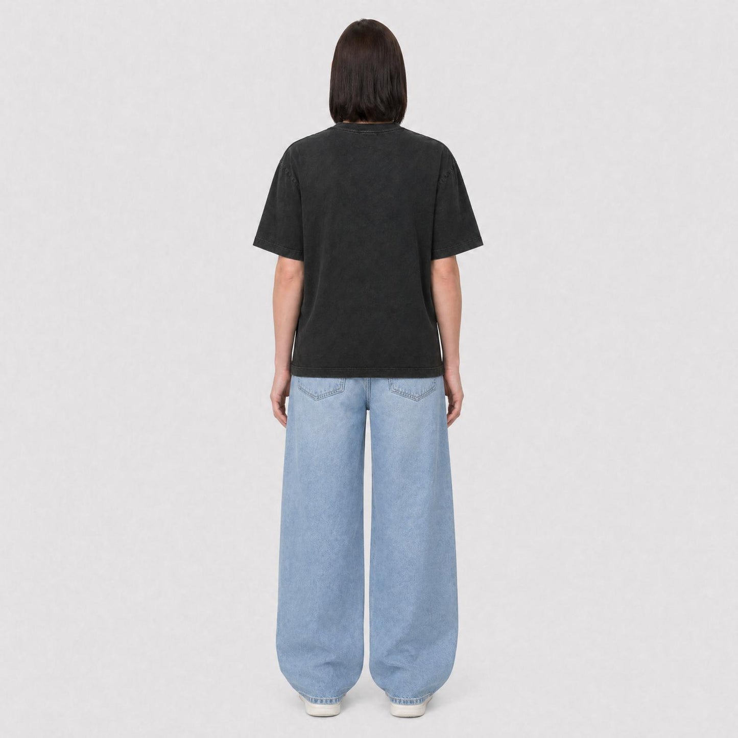 BLACK WASH GRAPHIC TEE